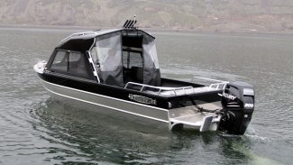a thunderjet Luxor aluminum fishing boat 
